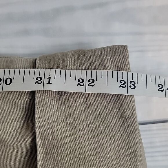 Calvin Klein khaki capris - tan Women's Size 4 - Picture 13 of 13